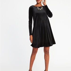 Old Navy Black Velvet Swing Dress – Medium